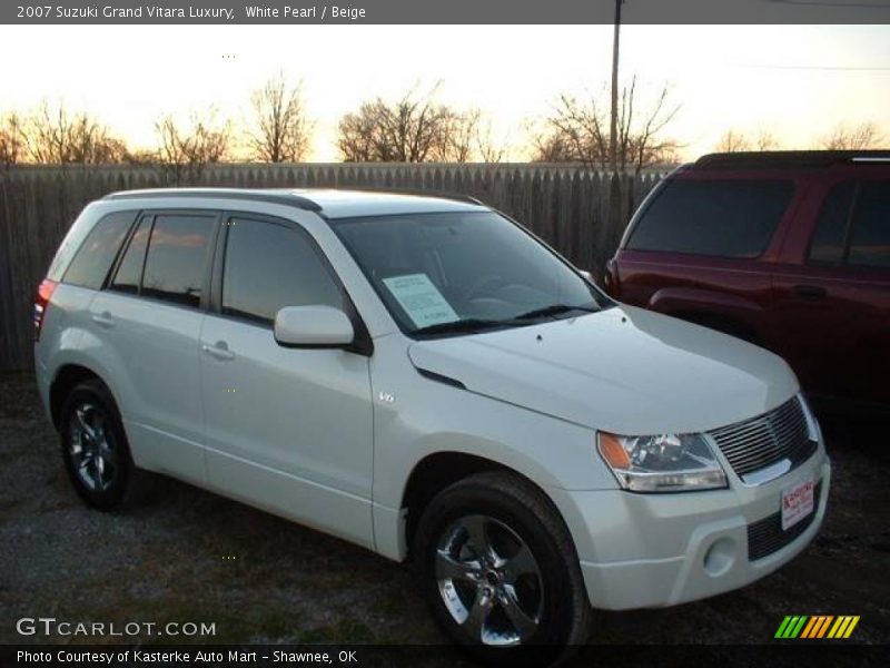 White Pearl / Beige 2007 Suzuki Grand Vitara Luxury