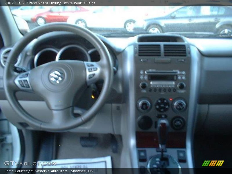 White Pearl / Beige 2007 Suzuki Grand Vitara Luxury