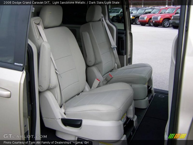 Light Sandstone Metallic / Dark Slate/Light Shale 2008 Dodge Grand Caravan SXT