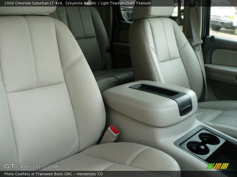 Greystone Metallic / Light Titanium/Dark Titanium 2009 Chevrolet Suburban LT 4x4