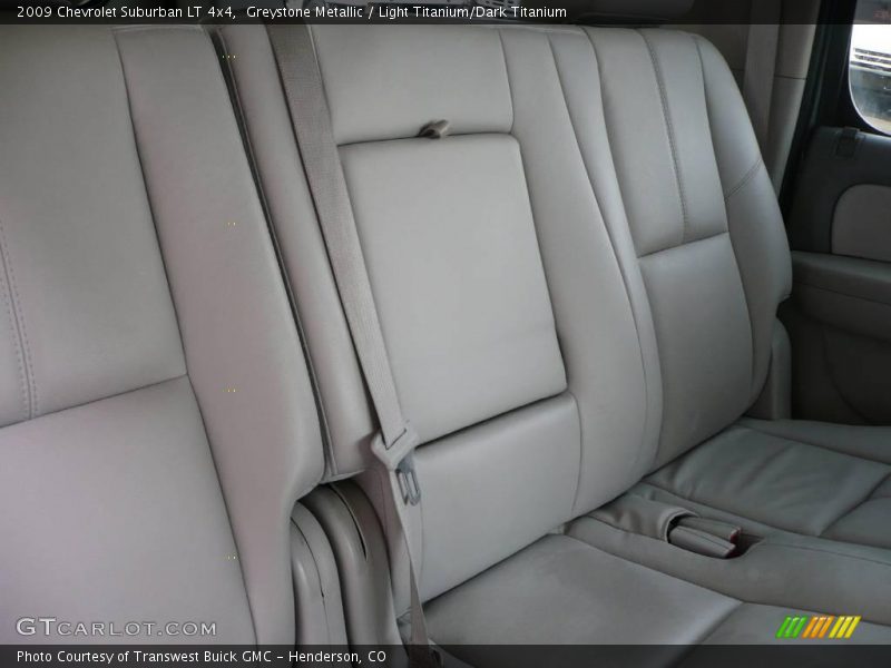 Greystone Metallic / Light Titanium/Dark Titanium 2009 Chevrolet Suburban LT 4x4