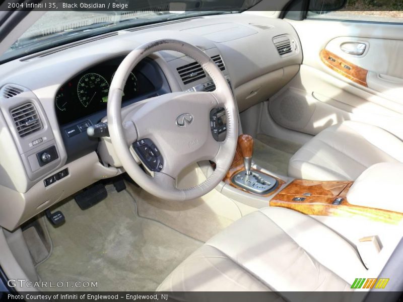 Black Obsidian / Beige 2004 Infiniti I 35