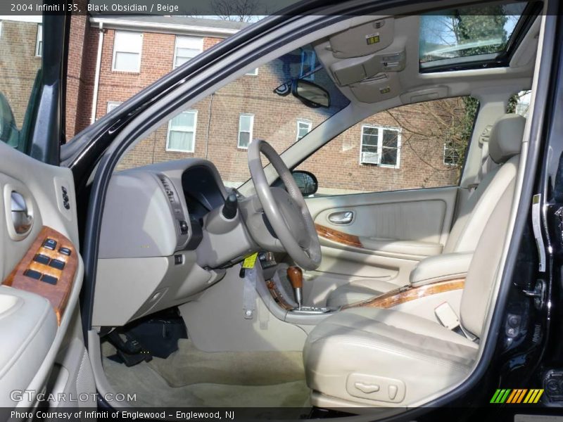Black Obsidian / Beige 2004 Infiniti I 35