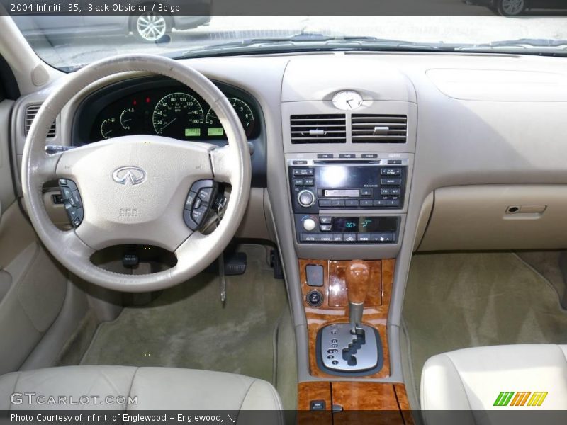 Black Obsidian / Beige 2004 Infiniti I 35