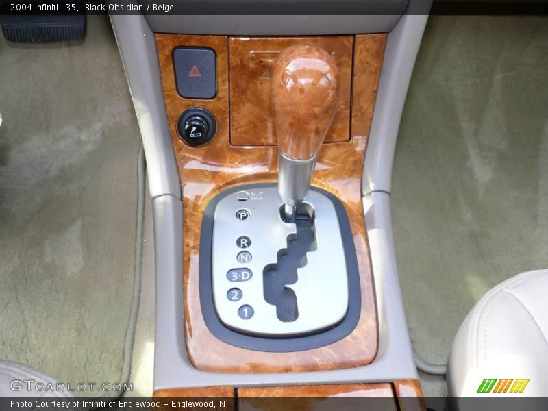 Black Obsidian / Beige 2004 Infiniti I 35