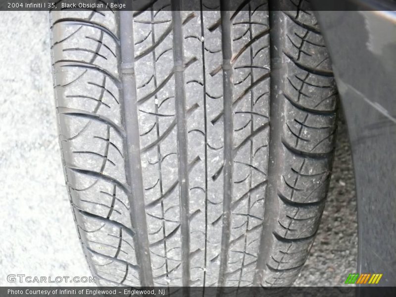 Black Obsidian / Beige 2004 Infiniti I 35