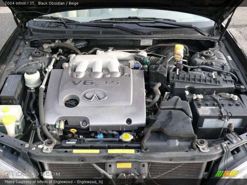 Black Obsidian / Beige 2004 Infiniti I 35