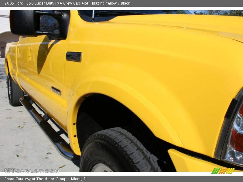 Blazing Yellow / Black 2005 Ford F350 Super Duty FX4 Crew Cab 4x4