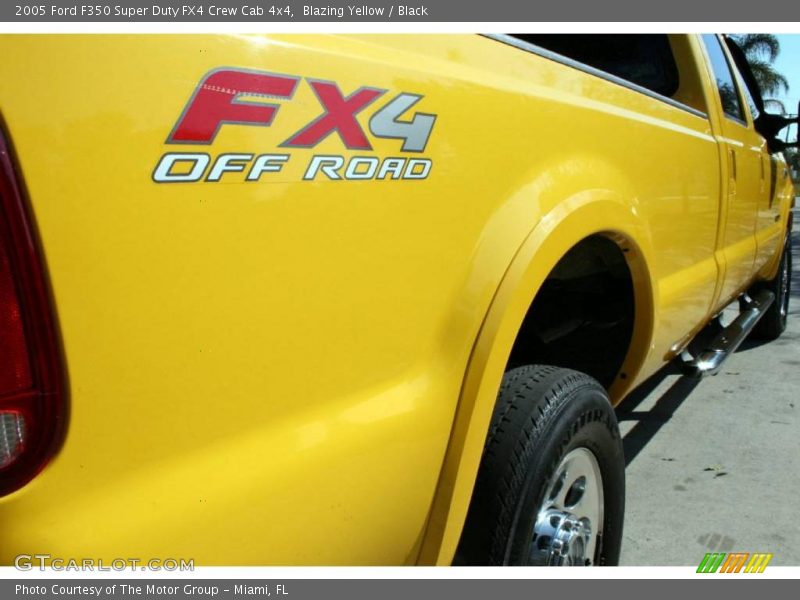 Blazing Yellow / Black 2005 Ford F350 Super Duty FX4 Crew Cab 4x4