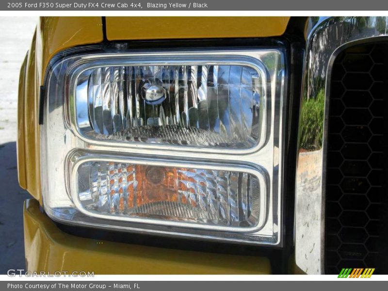 Blazing Yellow / Black 2005 Ford F350 Super Duty FX4 Crew Cab 4x4