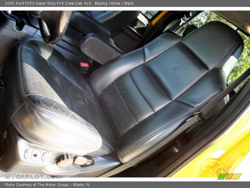 Blazing Yellow / Black 2005 Ford F350 Super Duty FX4 Crew Cab 4x4