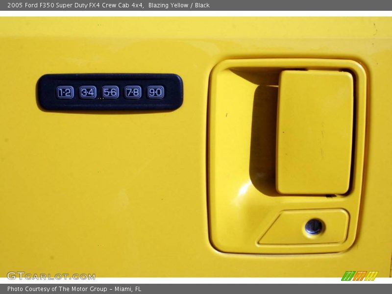 Blazing Yellow / Black 2005 Ford F350 Super Duty FX4 Crew Cab 4x4