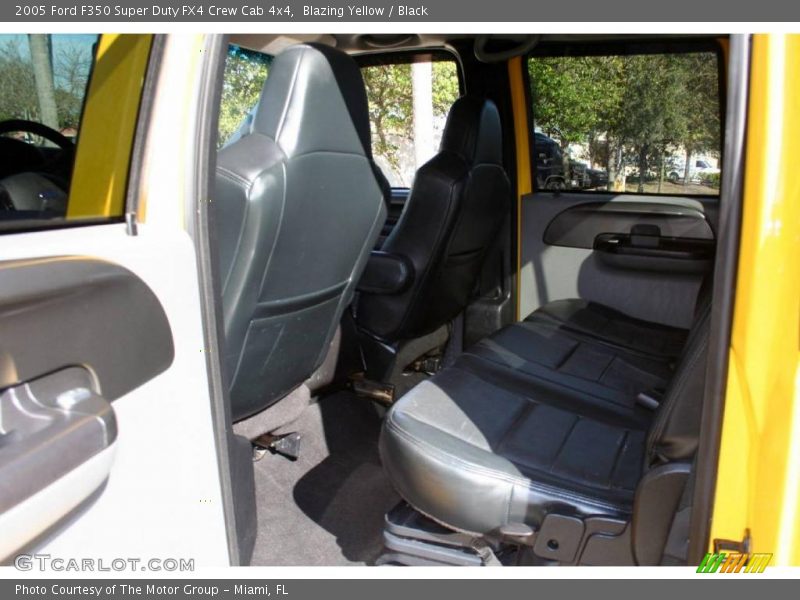 Blazing Yellow / Black 2005 Ford F350 Super Duty FX4 Crew Cab 4x4