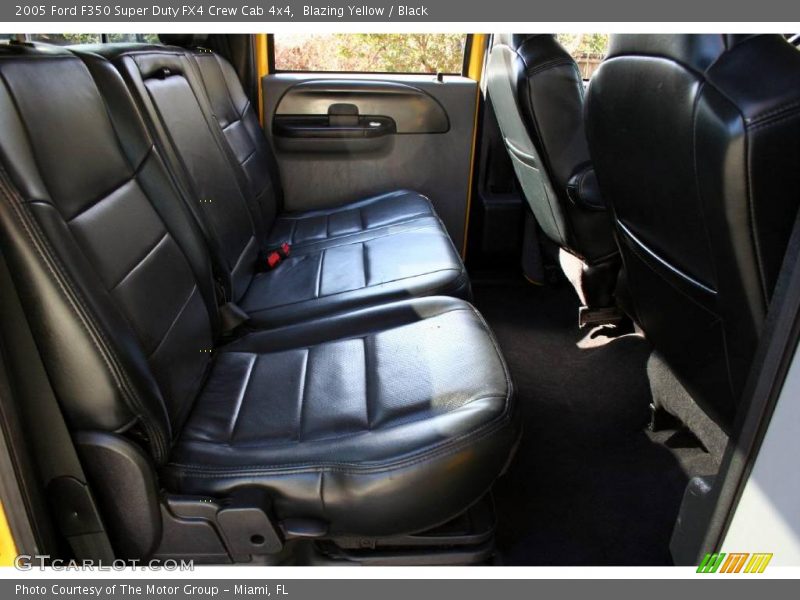 Blazing Yellow / Black 2005 Ford F350 Super Duty FX4 Crew Cab 4x4