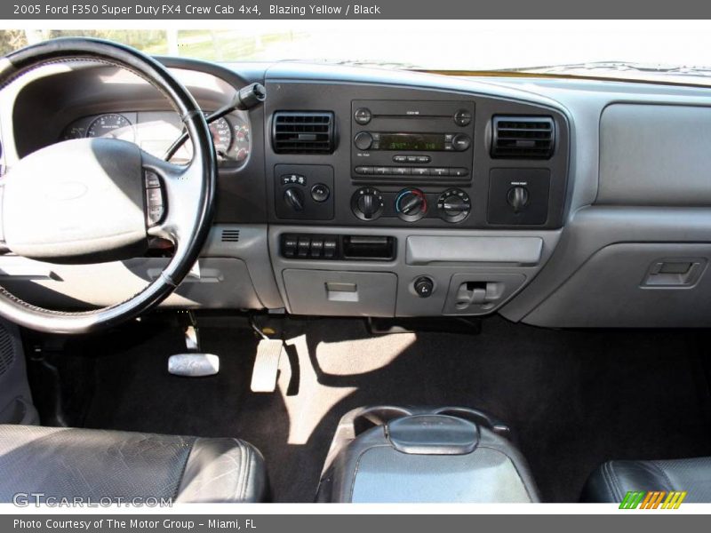 Blazing Yellow / Black 2005 Ford F350 Super Duty FX4 Crew Cab 4x4