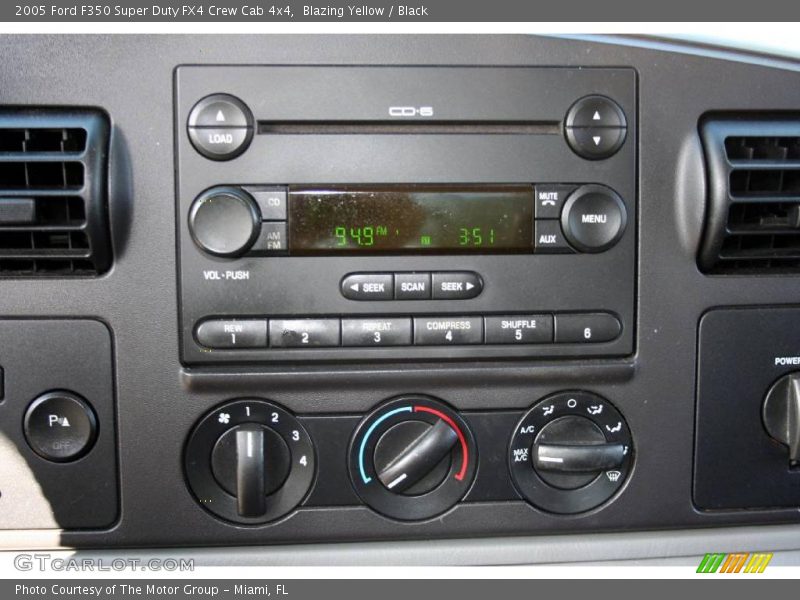 Blazing Yellow / Black 2005 Ford F350 Super Duty FX4 Crew Cab 4x4