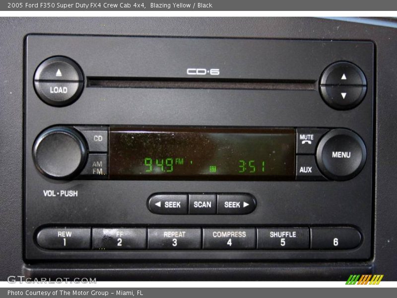 Blazing Yellow / Black 2005 Ford F350 Super Duty FX4 Crew Cab 4x4