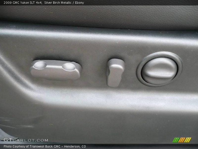 Silver Birch Metallic / Ebony 2009 GMC Yukon SLT 4x4