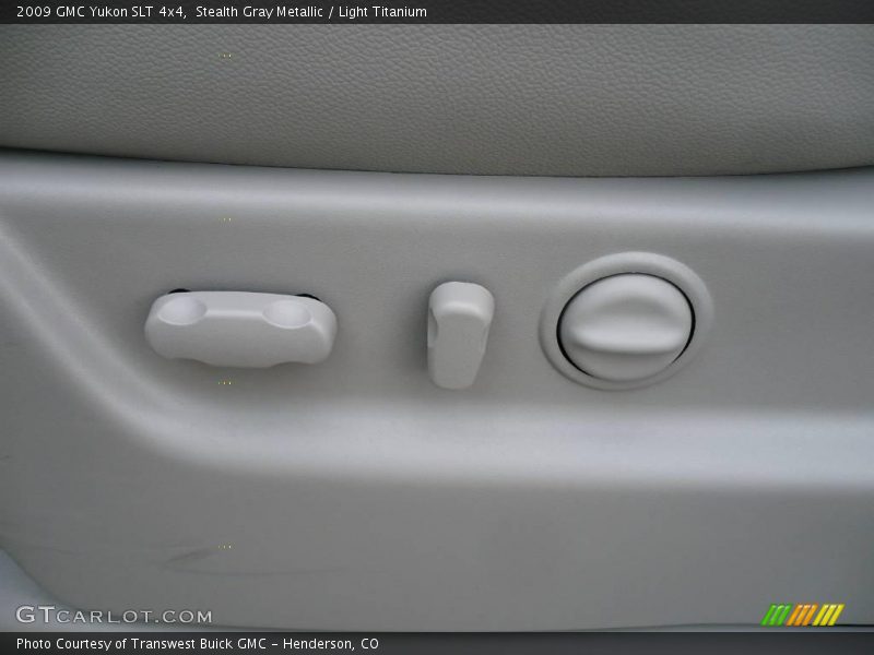 Stealth Gray Metallic / Light Titanium 2009 GMC Yukon SLT 4x4