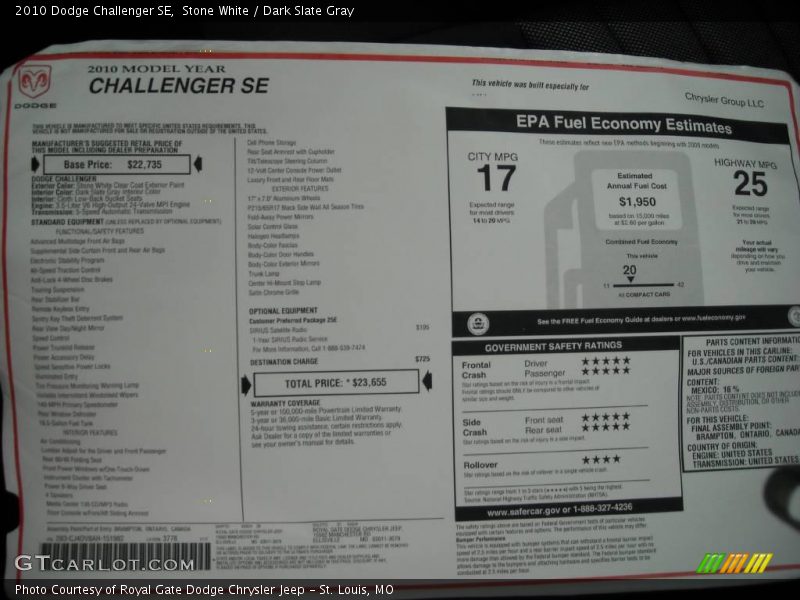 Stone White / Dark Slate Gray 2010 Dodge Challenger SE