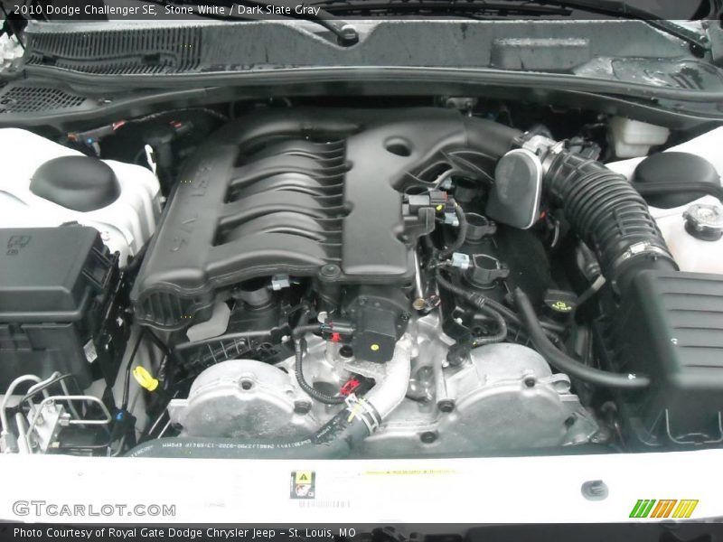 Stone White / Dark Slate Gray 2010 Dodge Challenger SE