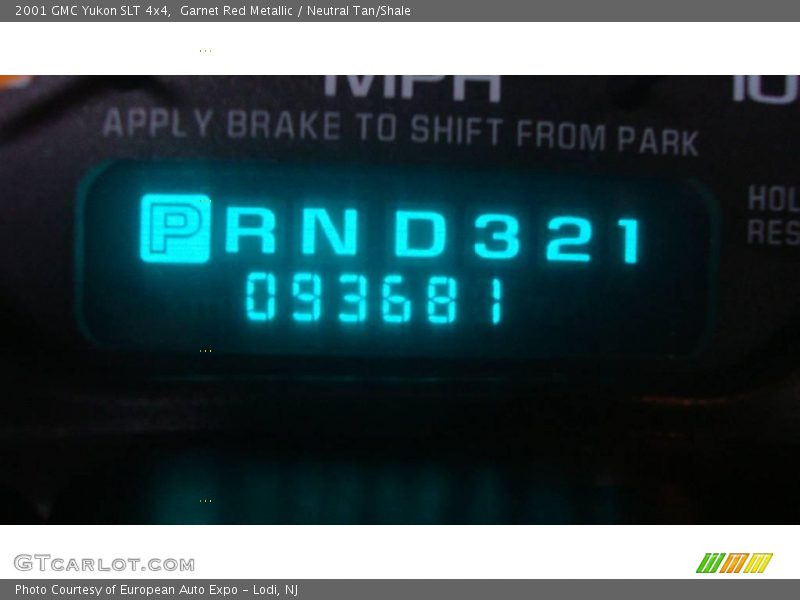 Garnet Red Metallic / Neutral Tan/Shale 2001 GMC Yukon SLT 4x4