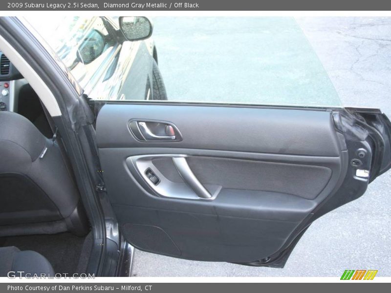 Diamond Gray Metallic / Off Black 2009 Subaru Legacy 2.5i Sedan