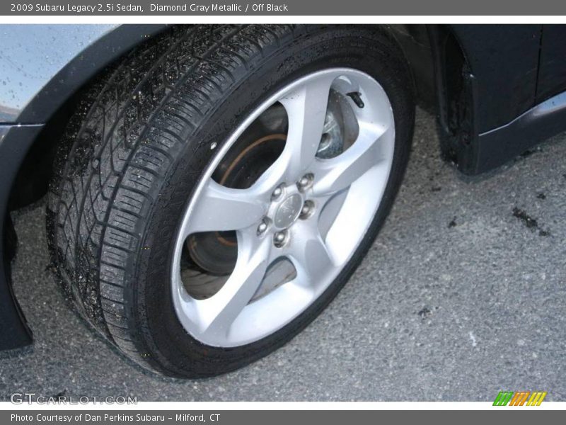 Diamond Gray Metallic / Off Black 2009 Subaru Legacy 2.5i Sedan