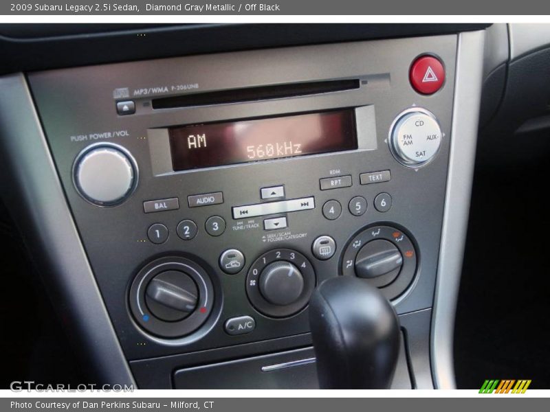 Diamond Gray Metallic / Off Black 2009 Subaru Legacy 2.5i Sedan