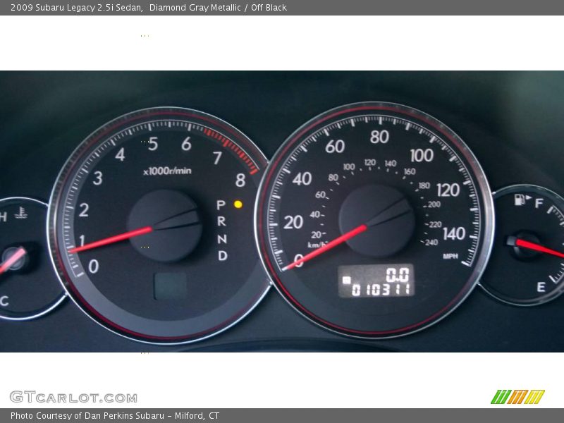 Diamond Gray Metallic / Off Black 2009 Subaru Legacy 2.5i Sedan