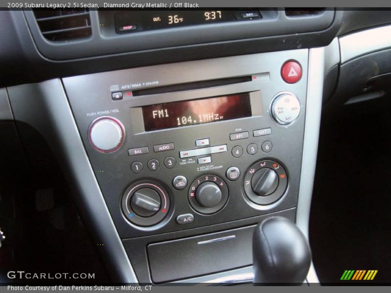 Diamond Gray Metallic / Off Black 2009 Subaru Legacy 2.5i Sedan