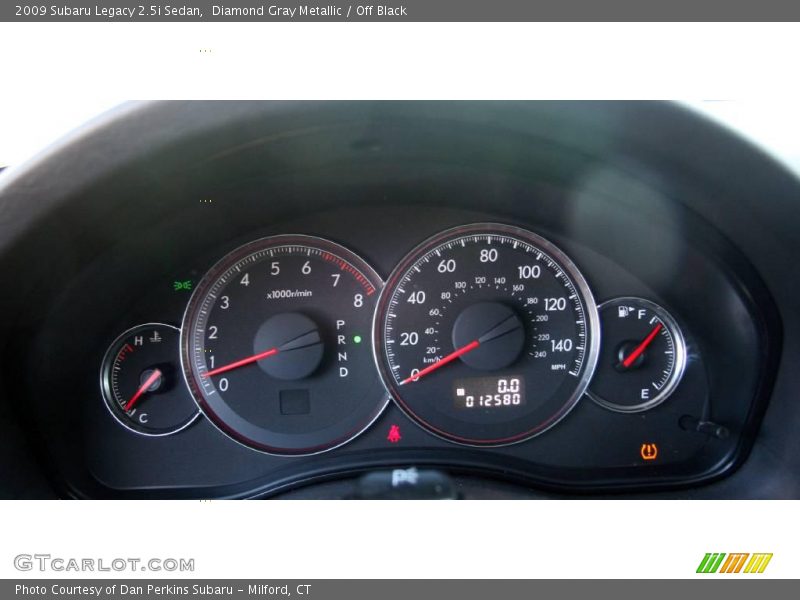 Diamond Gray Metallic / Off Black 2009 Subaru Legacy 2.5i Sedan