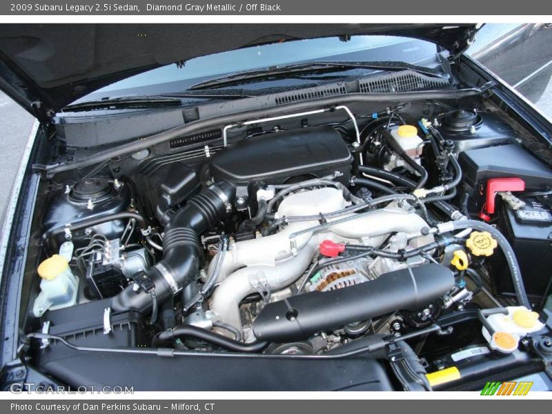 Diamond Gray Metallic / Off Black 2009 Subaru Legacy 2.5i Sedan