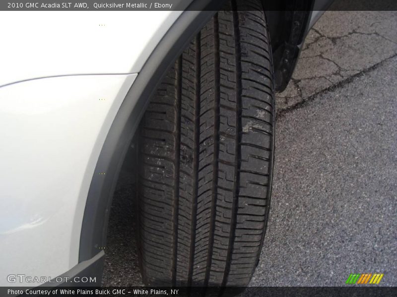 Quicksilver Metallic / Ebony 2010 GMC Acadia SLT AWD