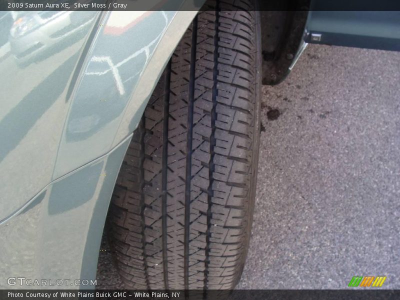 Silver Moss / Gray 2009 Saturn Aura XE