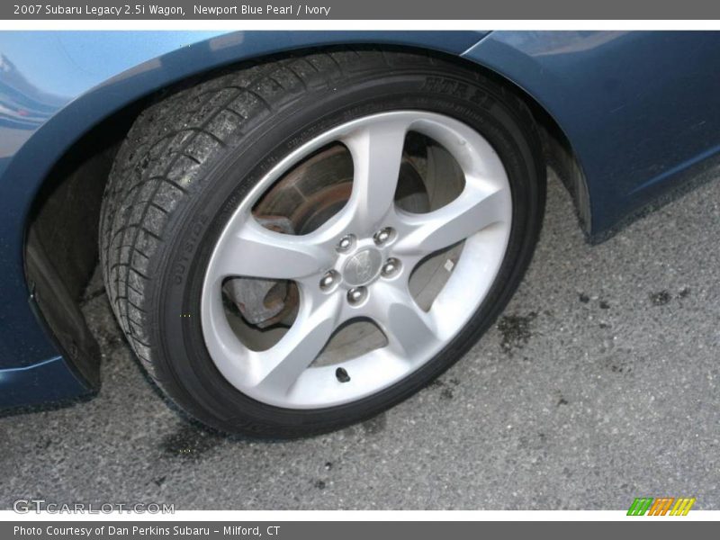 Newport Blue Pearl / Ivory 2007 Subaru Legacy 2.5i Wagon