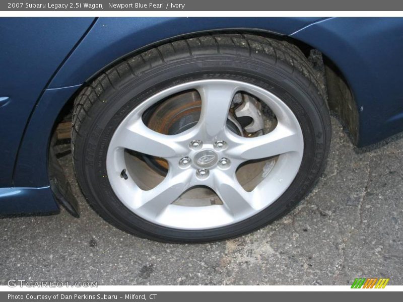 Newport Blue Pearl / Ivory 2007 Subaru Legacy 2.5i Wagon