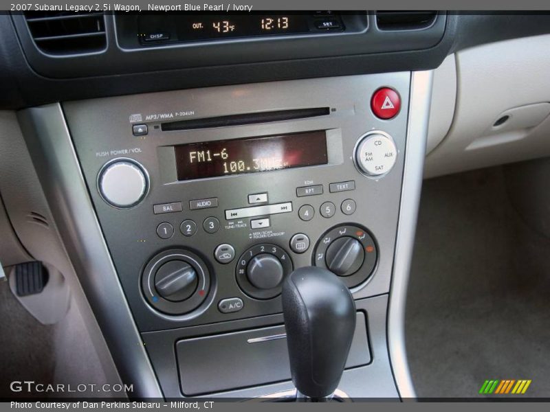 Newport Blue Pearl / Ivory 2007 Subaru Legacy 2.5i Wagon