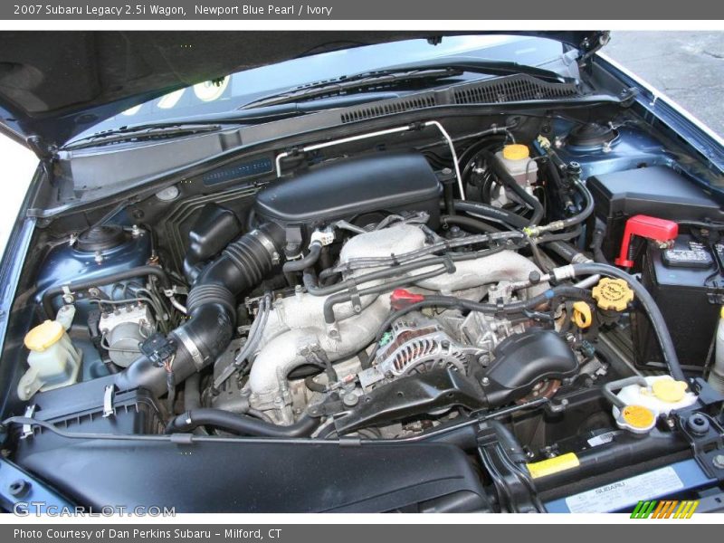 Newport Blue Pearl / Ivory 2007 Subaru Legacy 2.5i Wagon