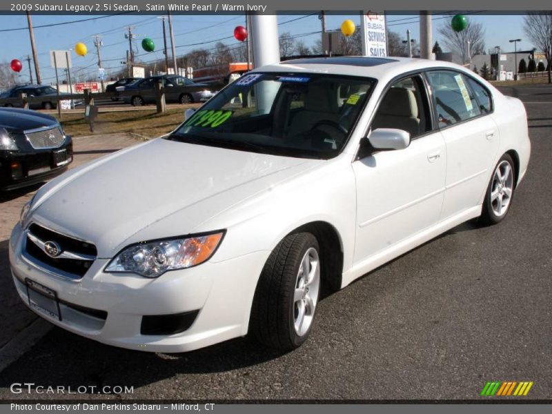 Satin White Pearl / Warm Ivory 2009 Subaru Legacy 2.5i Sedan