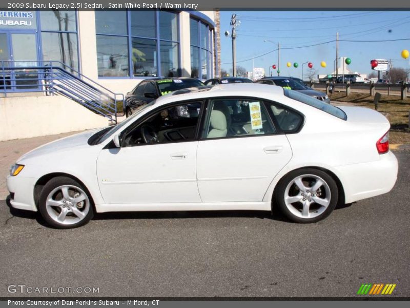 Satin White Pearl / Warm Ivory 2009 Subaru Legacy 2.5i Sedan