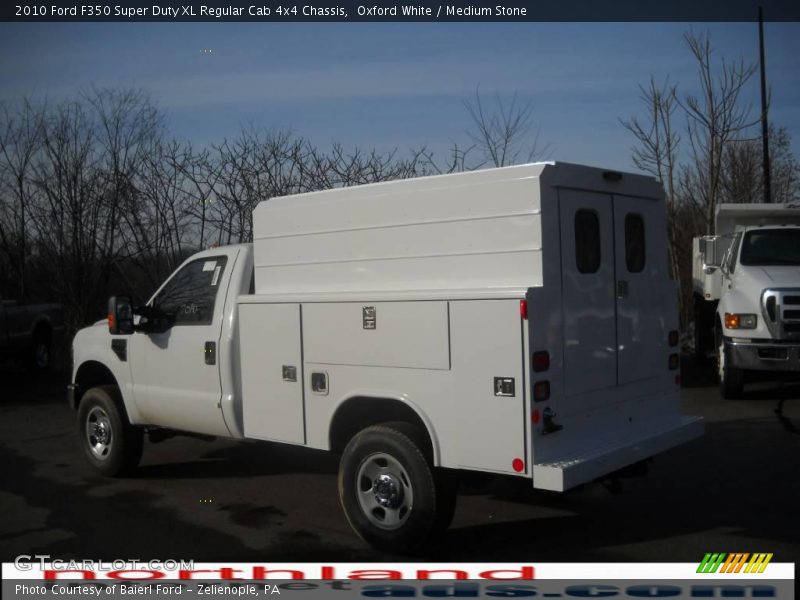 Oxford White / Medium Stone 2010 Ford F350 Super Duty XL Regular Cab 4x4 Chassis
