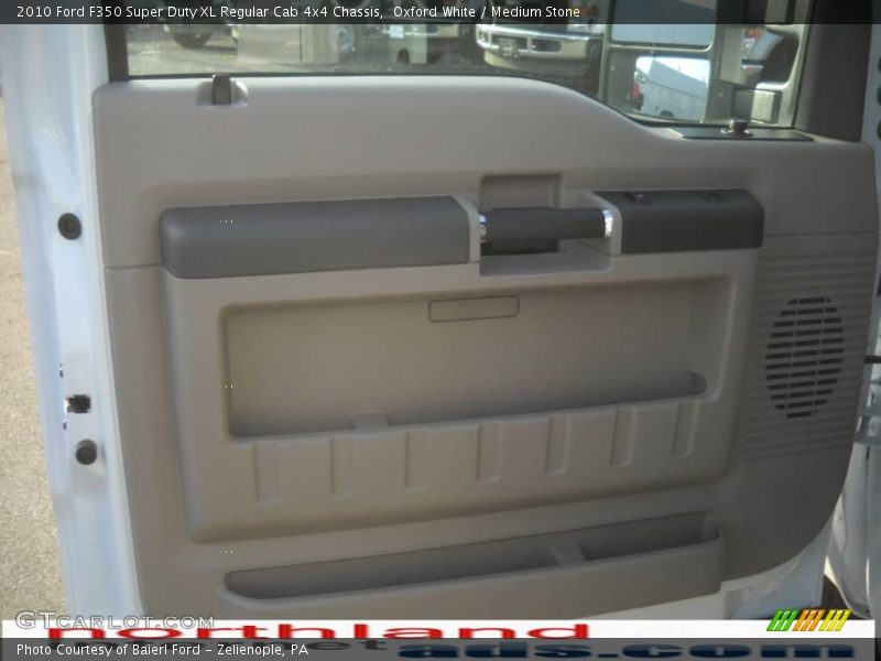 Oxford White / Medium Stone 2010 Ford F350 Super Duty XL Regular Cab 4x4 Chassis