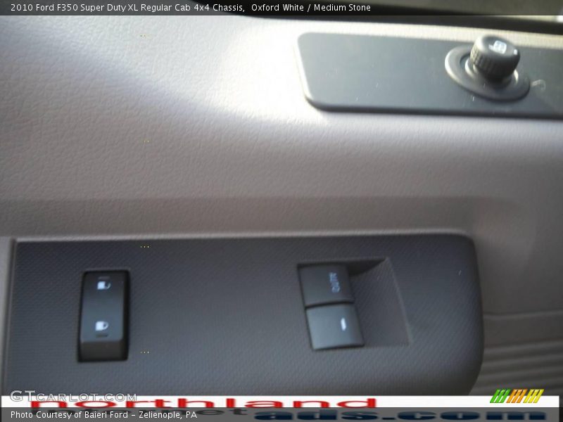 Oxford White / Medium Stone 2010 Ford F350 Super Duty XL Regular Cab 4x4 Chassis
