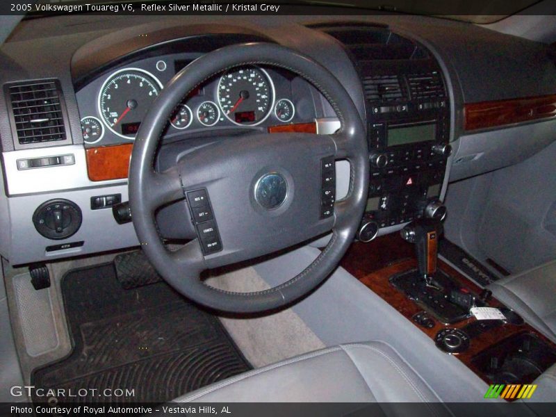 Reflex Silver Metallic / Kristal Grey 2005 Volkswagen Touareg V6