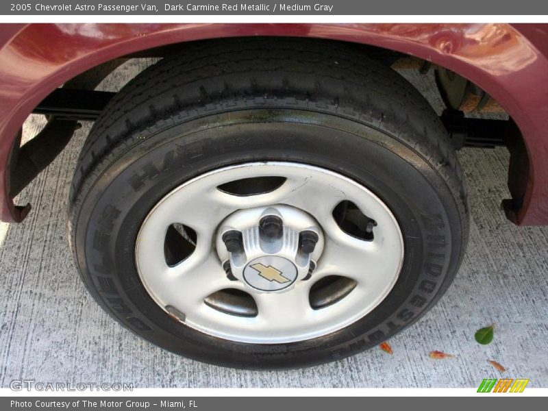 Dark Carmine Red Metallic / Medium Gray 2005 Chevrolet Astro Passenger Van