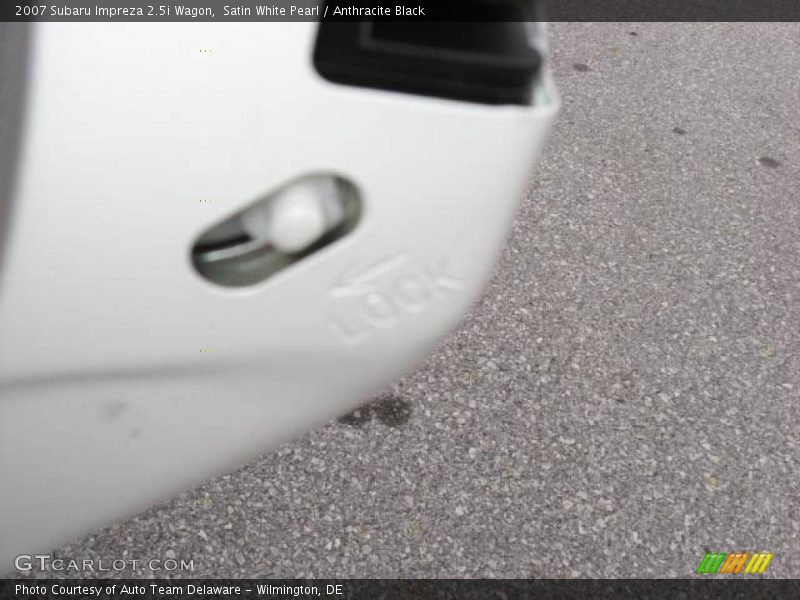 Satin White Pearl / Anthracite Black 2007 Subaru Impreza 2.5i Wagon