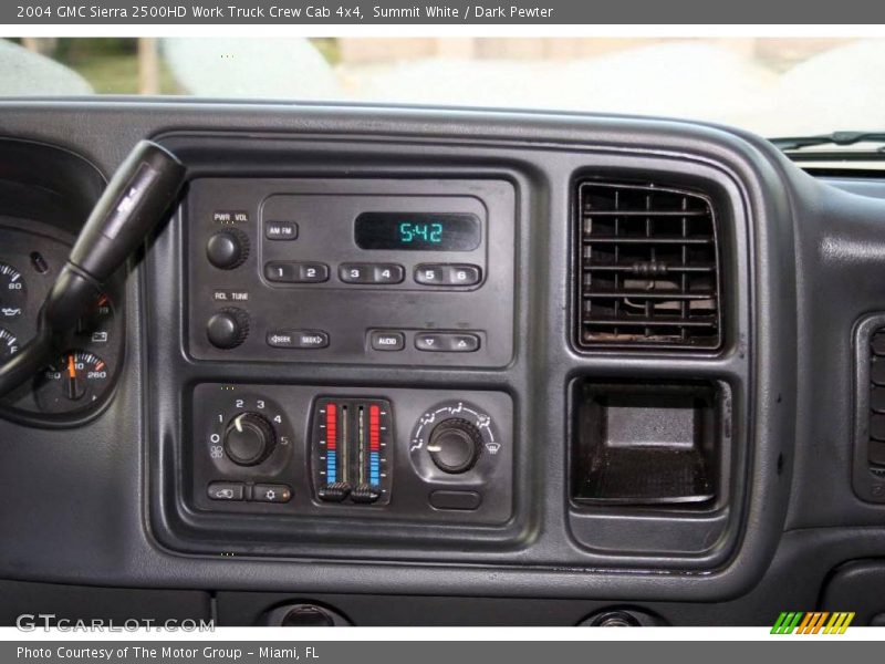 Summit White / Dark Pewter 2004 GMC Sierra 2500HD Work Truck Crew Cab 4x4