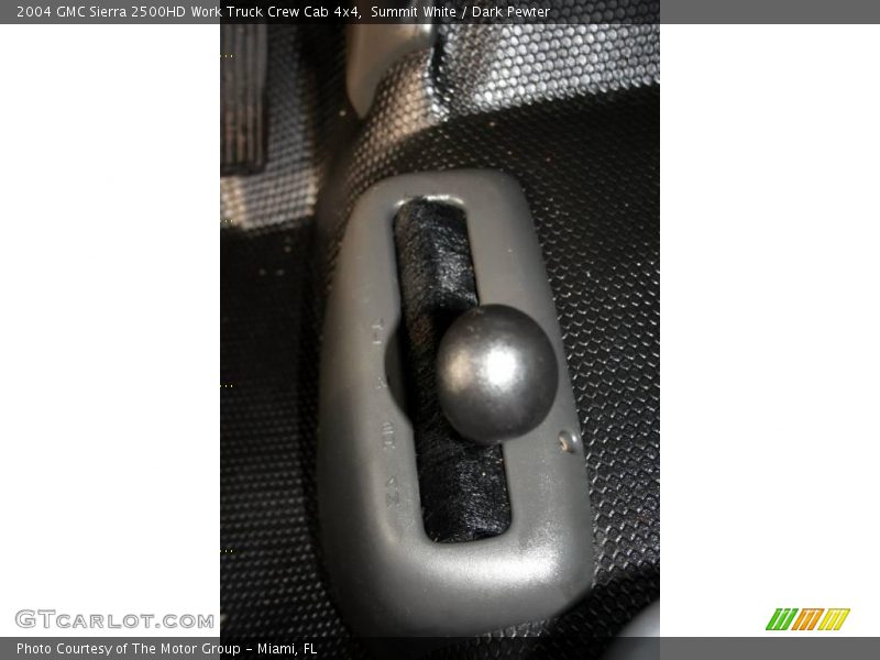 Summit White / Dark Pewter 2004 GMC Sierra 2500HD Work Truck Crew Cab 4x4