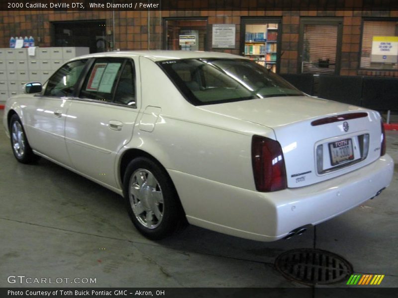White Diamond / Pewter 2000 Cadillac DeVille DTS